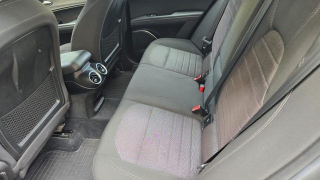 Alfa Romeo Stelvio 2019