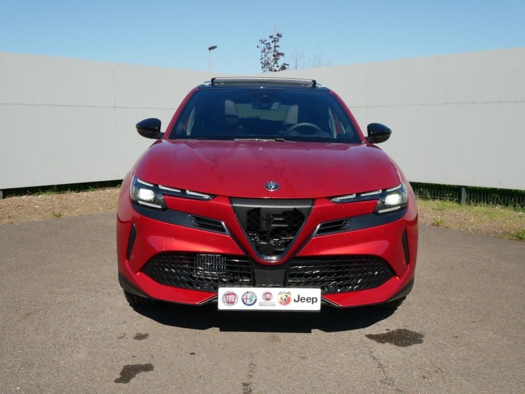 Alfa Romeo Junior 2025