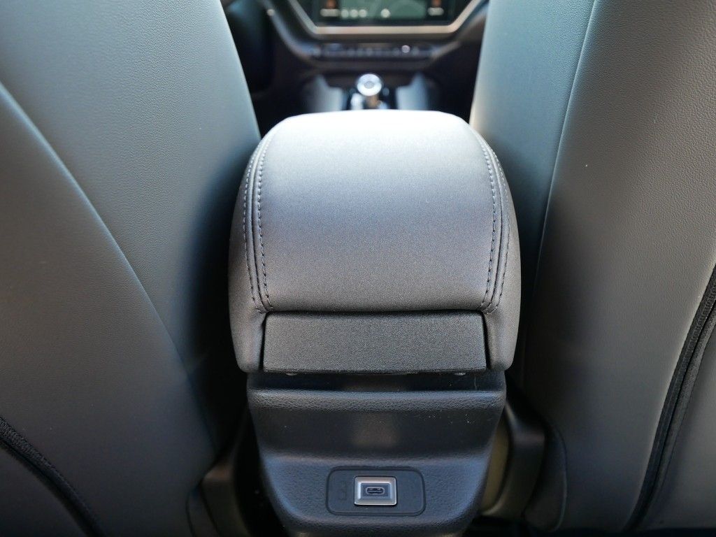 Alfa Romeo Junior 2025