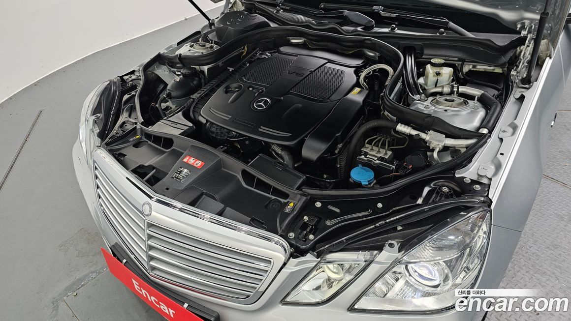 Mercedes-Benz E-Class 2012