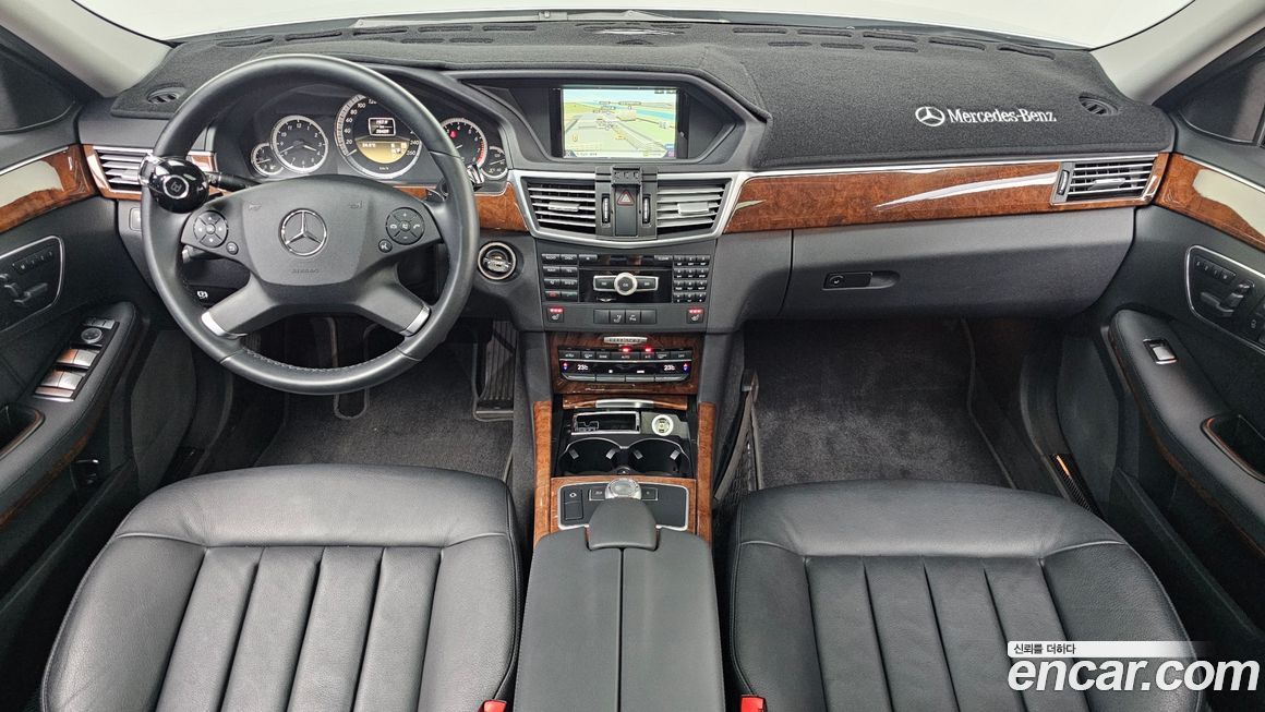 Mercedes-Benz E-Class 2012