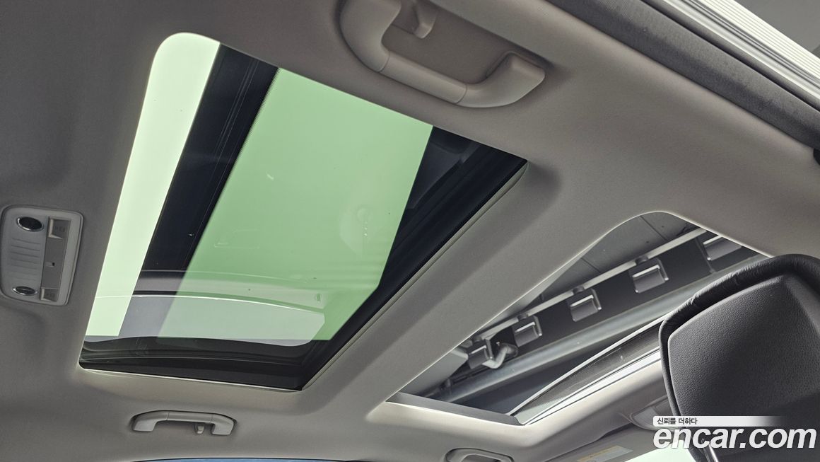 Mercedes-Benz E-Class 2012