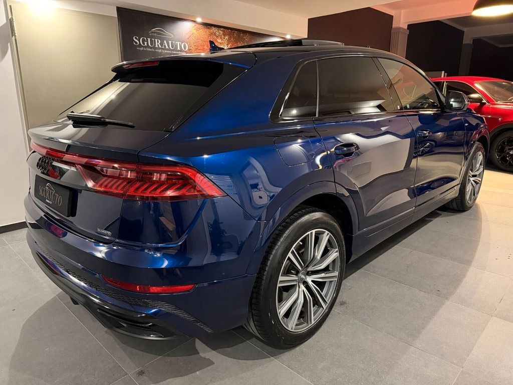 Audi Q8 2020