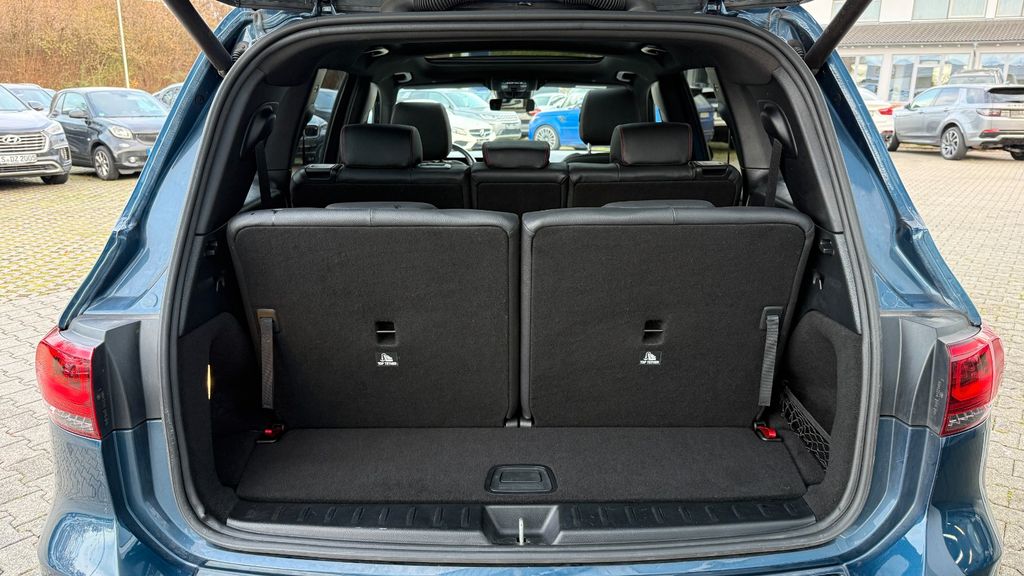 Mercedes-Benz GLB 200 2023