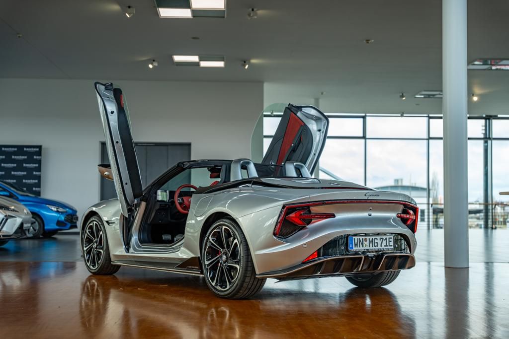 MG Cyberster 2025