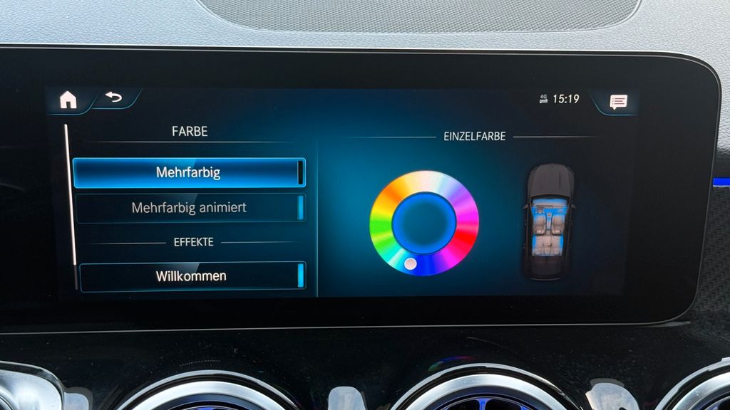 Mercedes-Benz GLB 200 2023