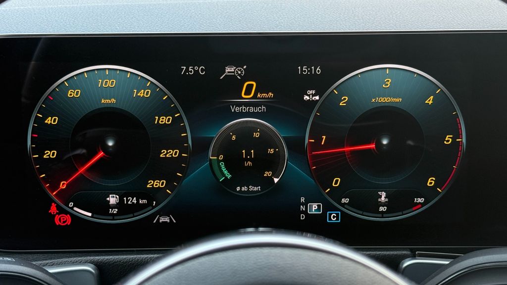 Mercedes-Benz GLB 200 2023