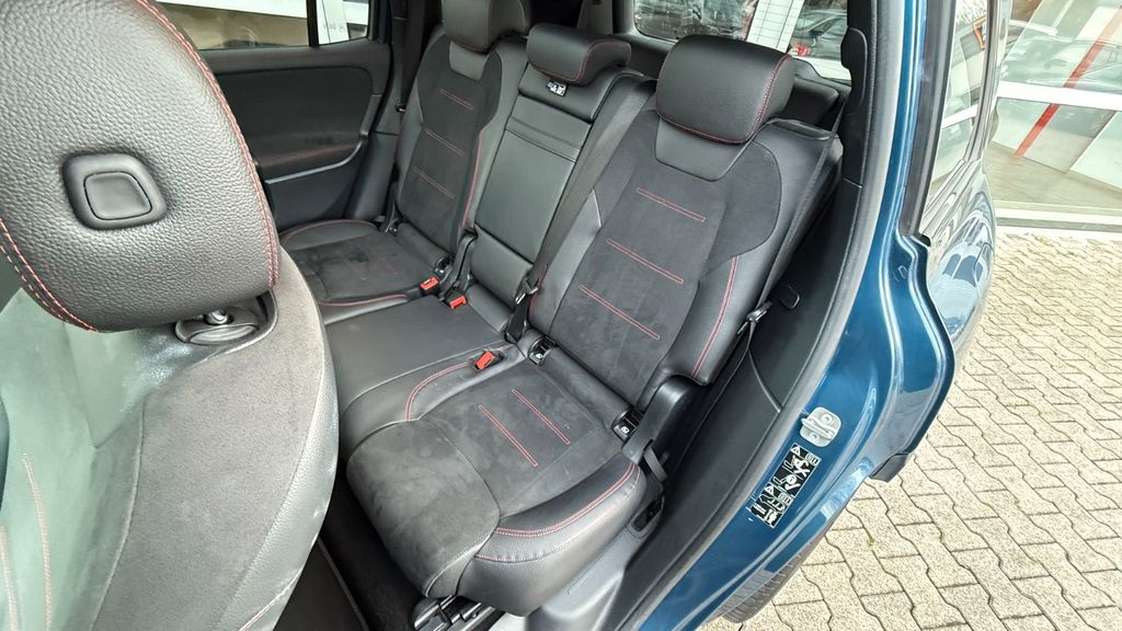 Mercedes-Benz GLB 200 2023