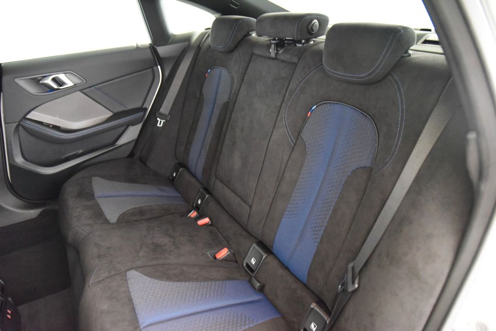 BMW 218 Gran Coupé 2024