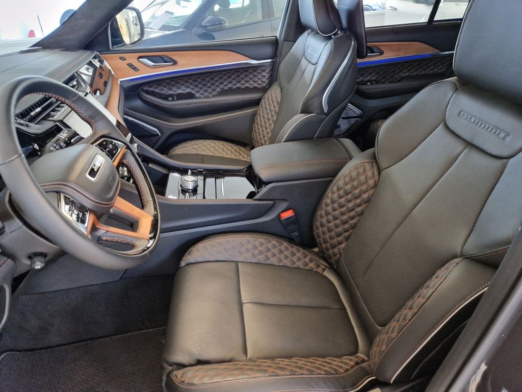 Jeep Grand Cherokee 2024