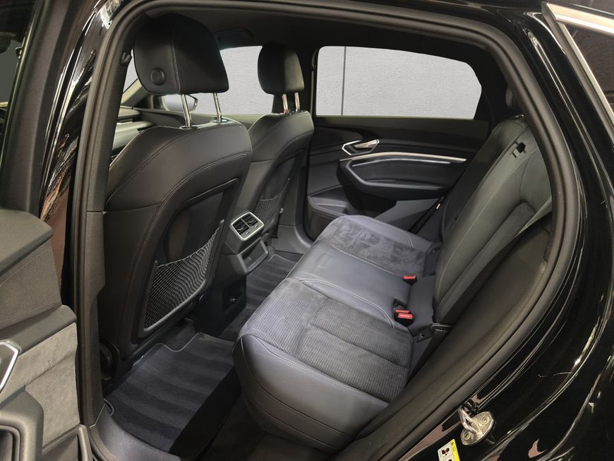 Audi e-tron 2022