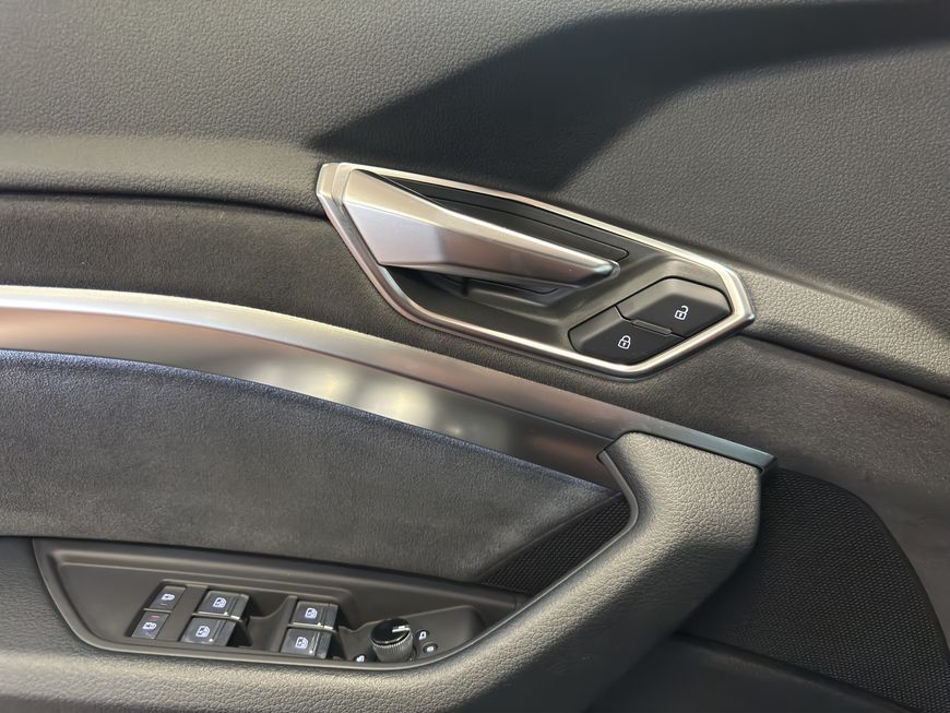Audi e-tron 2022