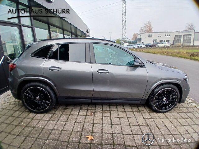 Mercedes-Benz GLA 200 2025