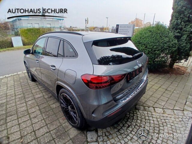 Mercedes-Benz GLA 200 2025