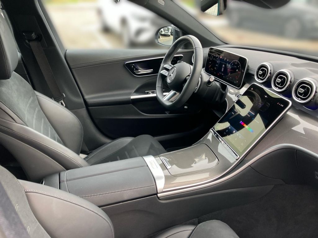 Mercedes-Benz C 300 2025