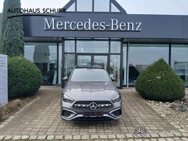 Mercedes-Benz GLA 200 2025