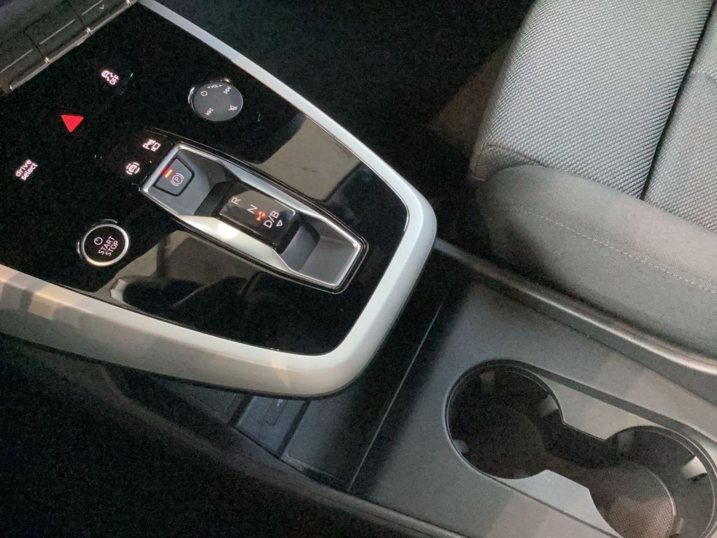 Audi Q4 e-tron 2022