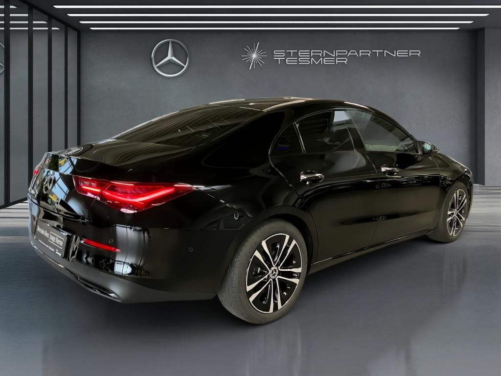 Mercedes-Benz CLA 200 2025