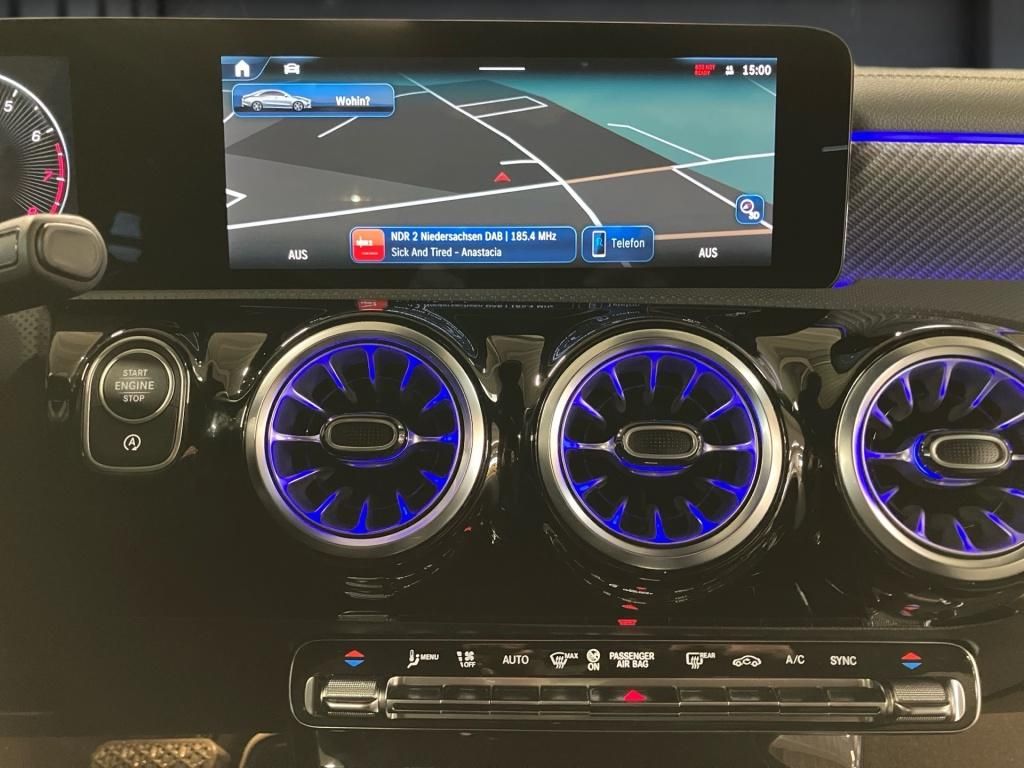 Mercedes-Benz CLA 200 2025