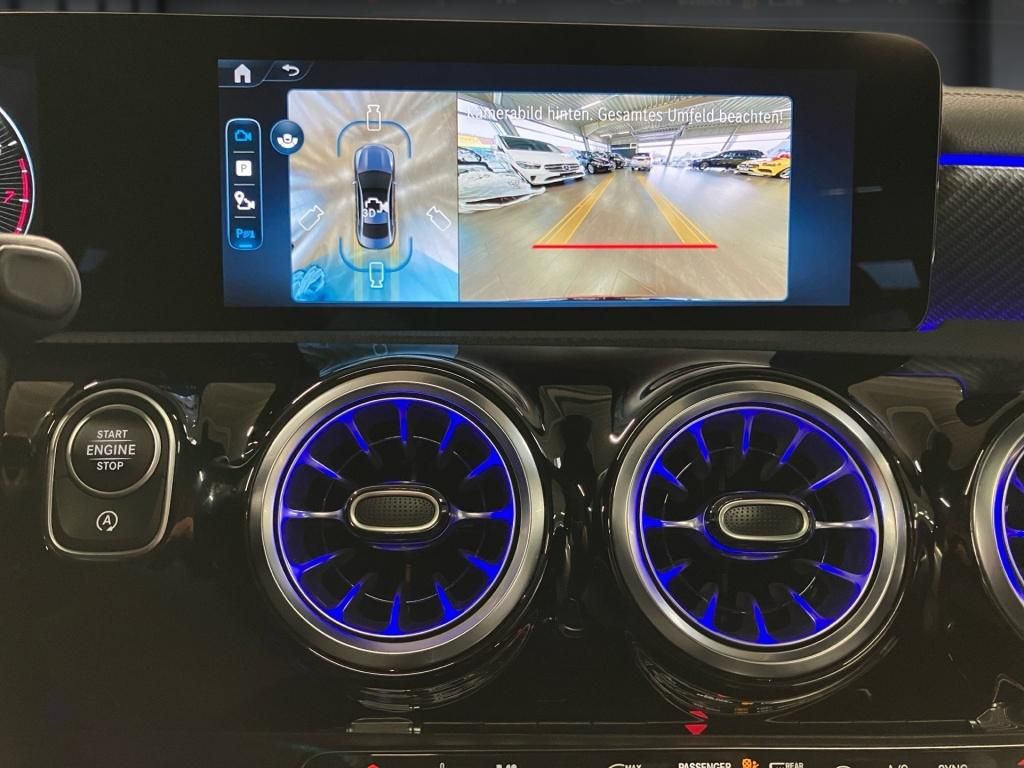 Mercedes-Benz CLA 200 2025