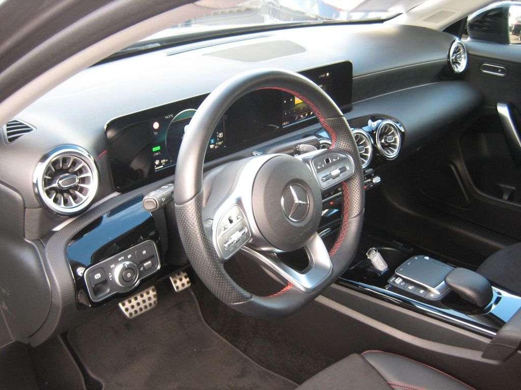 Mercedes-Benz A 250 2022