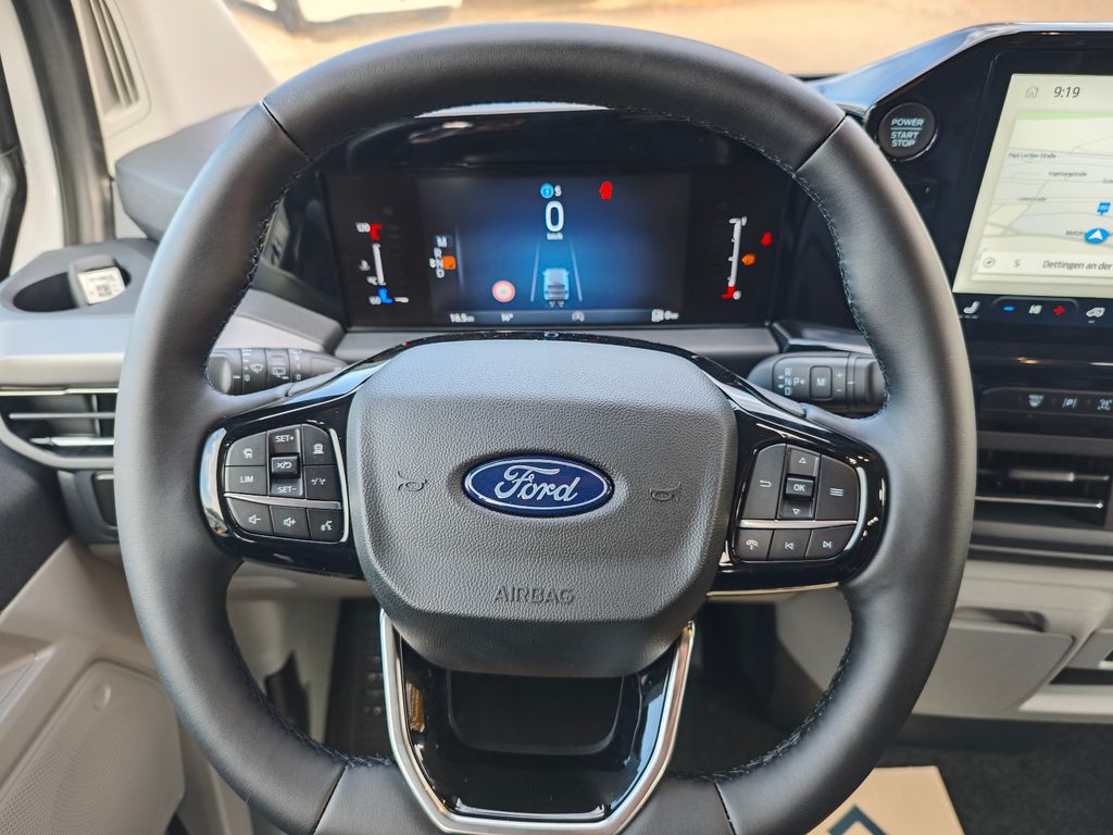 Ford Tourneo Custom 2024