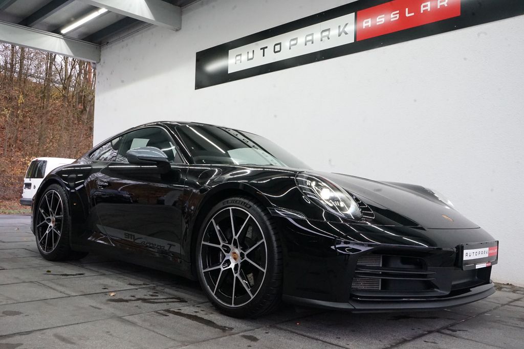 Porsche 992 2025