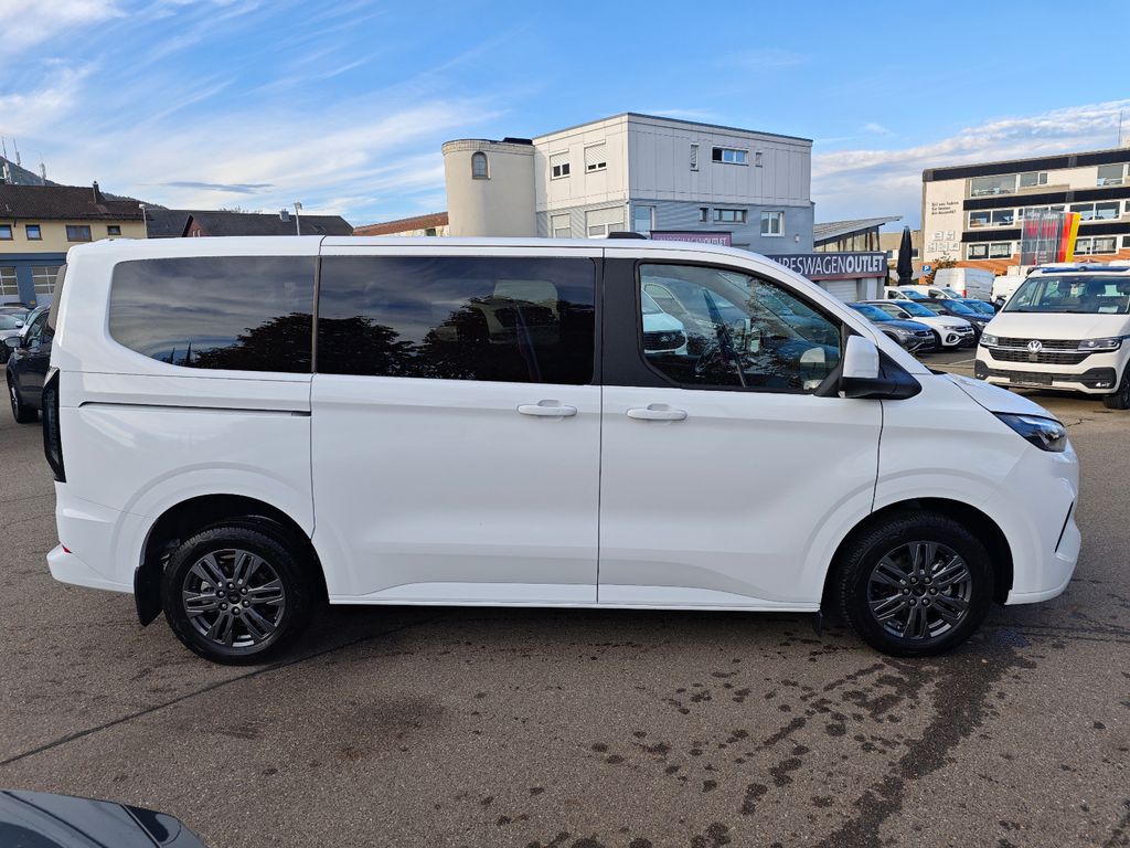Ford Tourneo Custom 2024