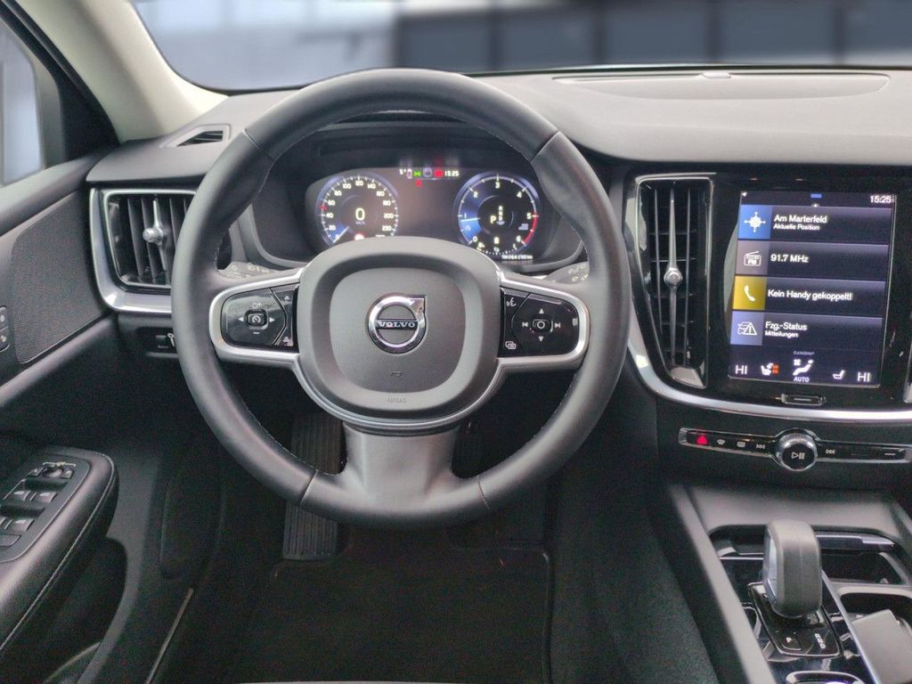 Volvo V60 Cross Country 2021