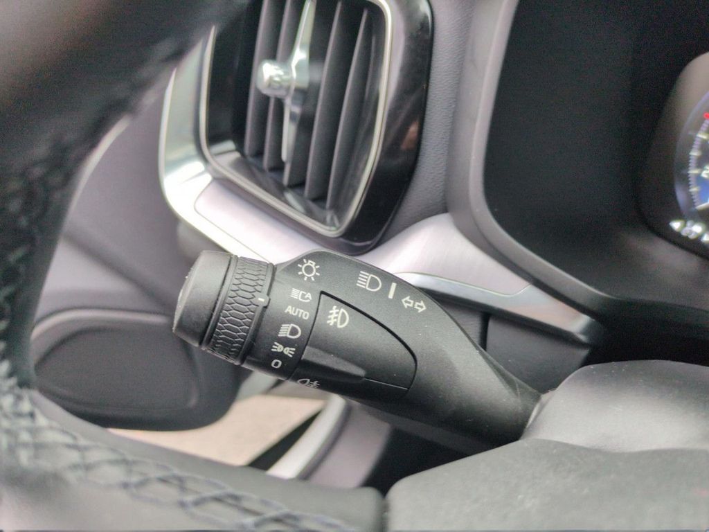 Volvo V60 Cross Country 2021