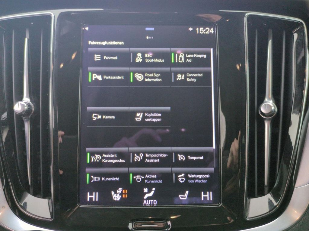 Volvo V60 Cross Country 2021