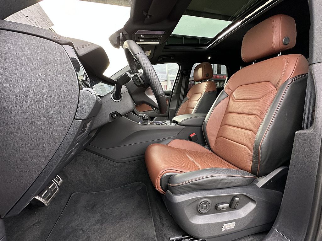 Volkswagen Touareg 2025