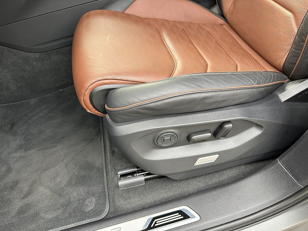 Volkswagen Touareg 2025