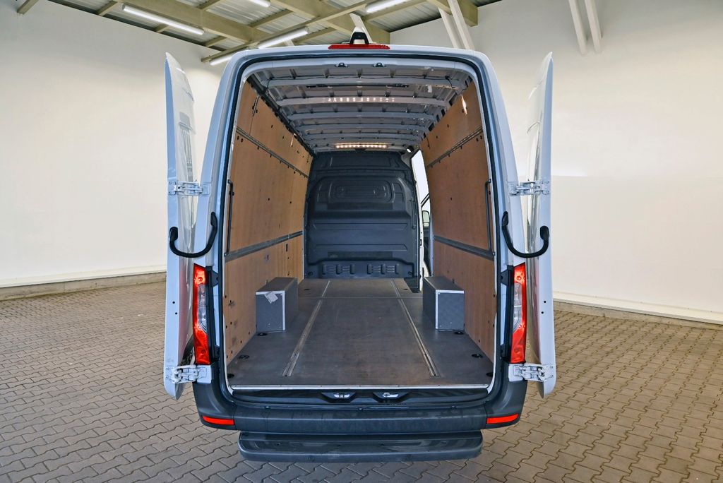 Mercedes-Benz Sprinter 2024