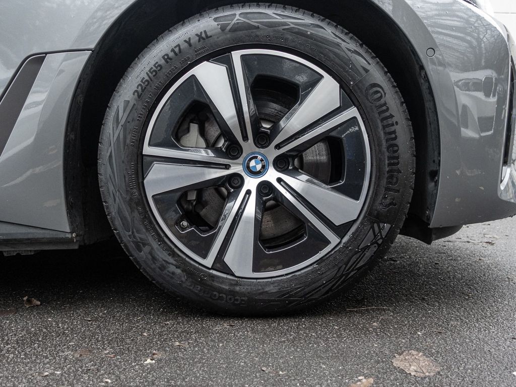 BMW i4 2023