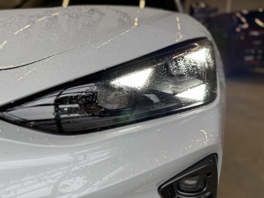 Cupra Leon 2025