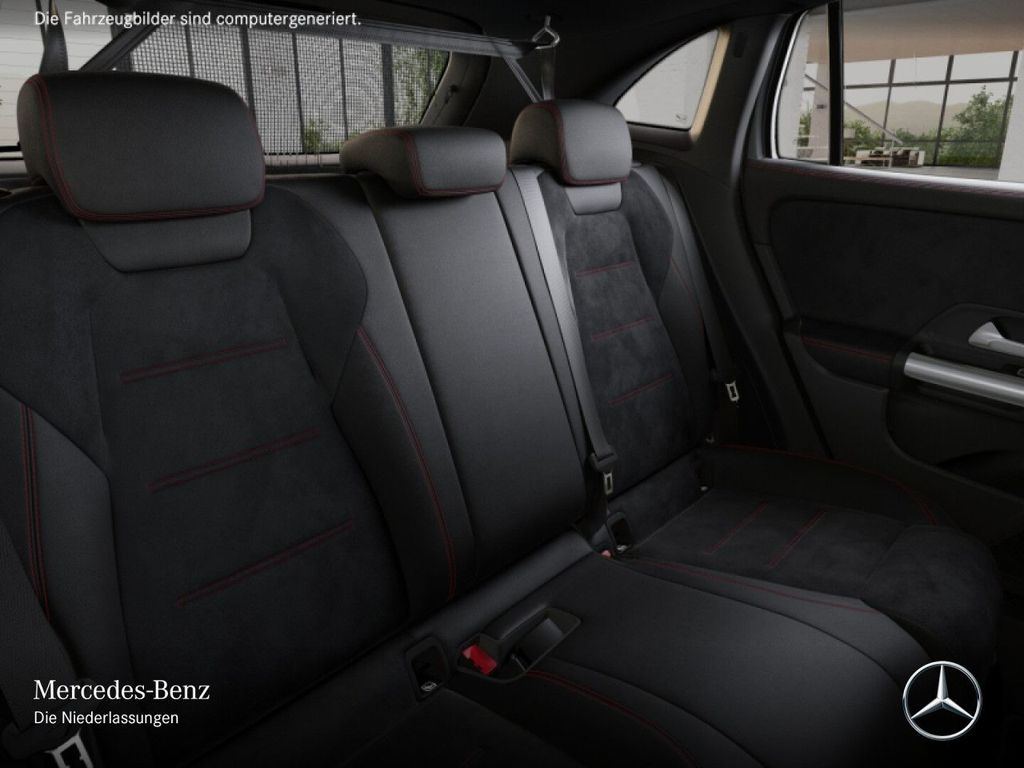 Mercedes-Benz GLA 200 2025