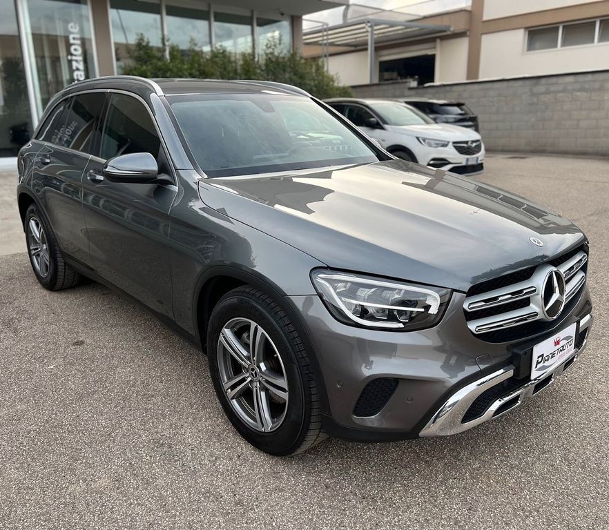 Mercedes-Benz GLC 220 2021