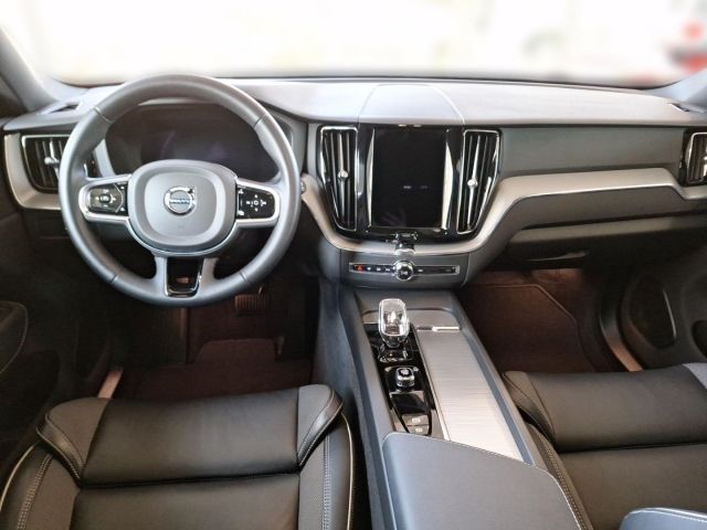 Volvo XC60 2022