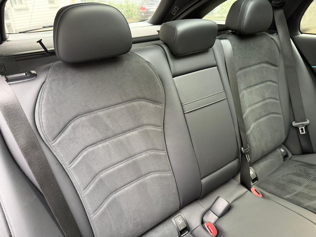 Mercedes-Benz E 300 2024