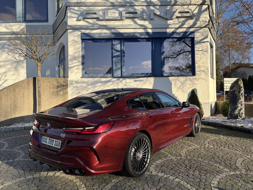 ALPINA B8 2025