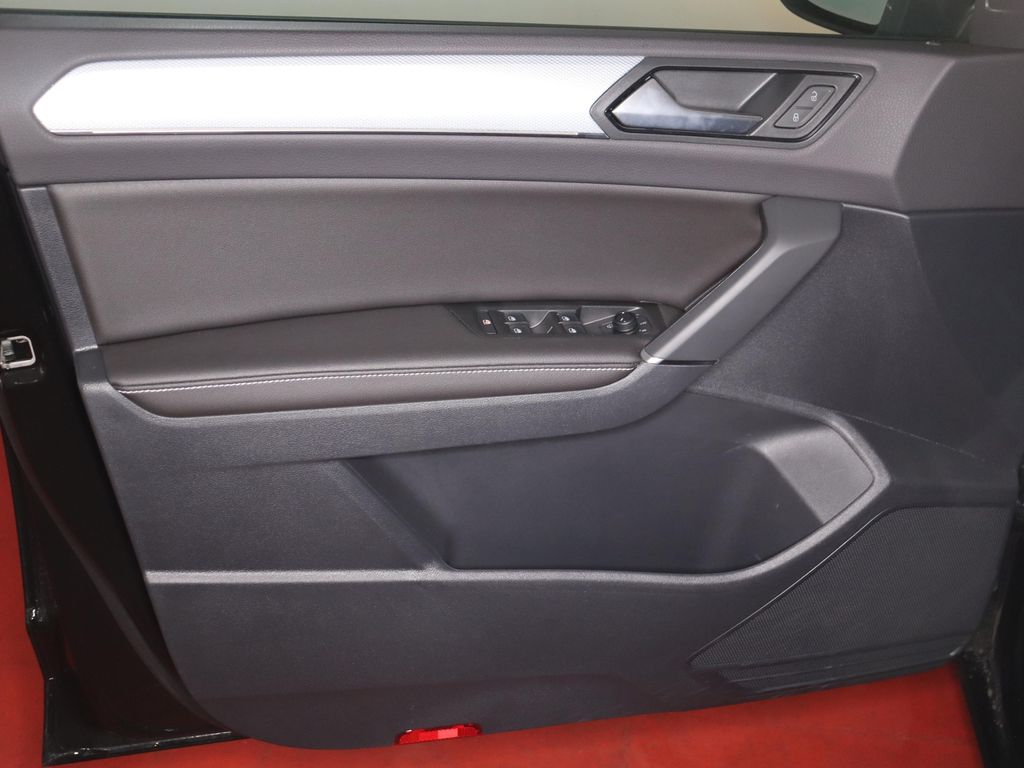 Volkswagen Touran 2025