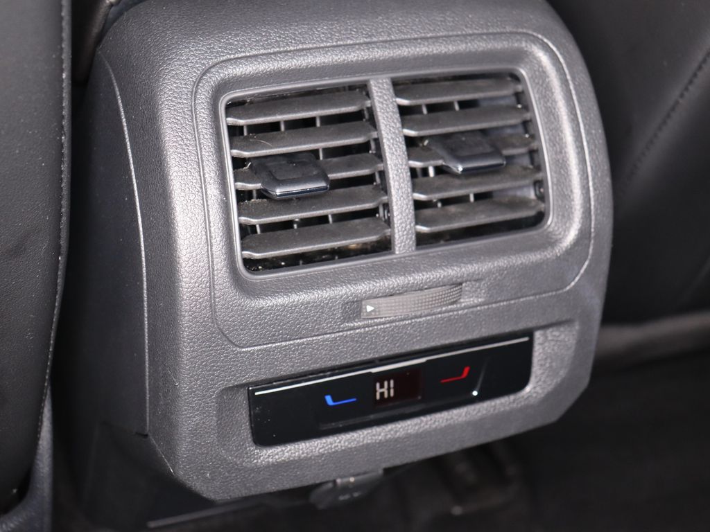 Volkswagen Touran 2025