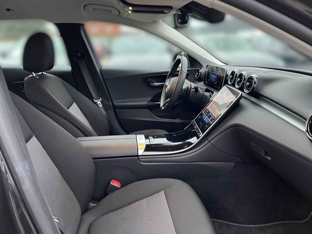 Mercedes-Benz C 200 2023