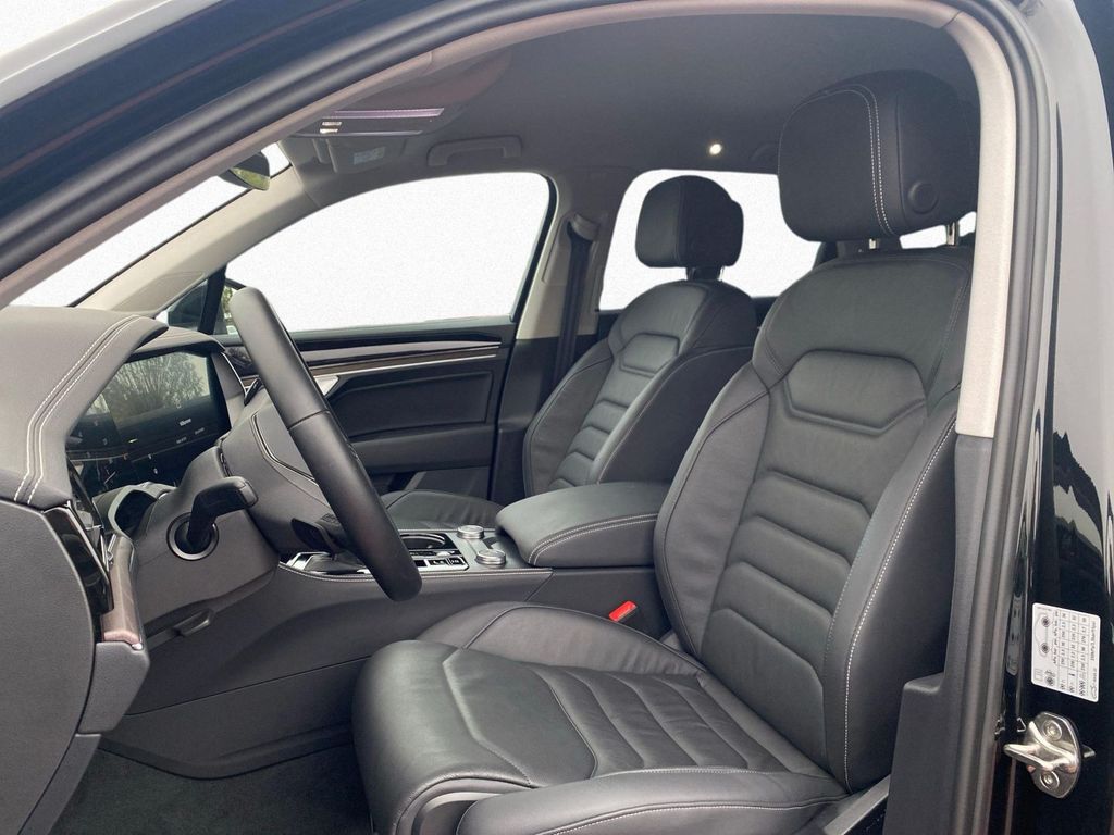 Volkswagen Touareg 2025