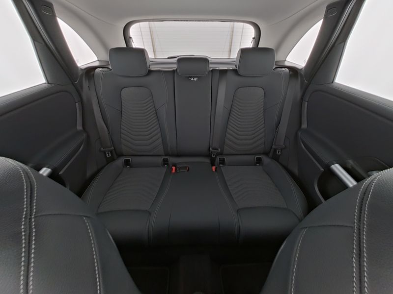 Mercedes-Benz B 250 2024