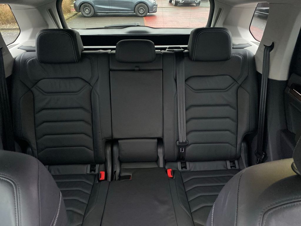 Volkswagen Touareg 2025