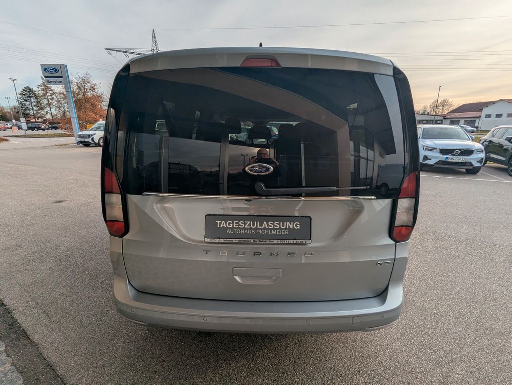 Ford Grand Tourneo 2025