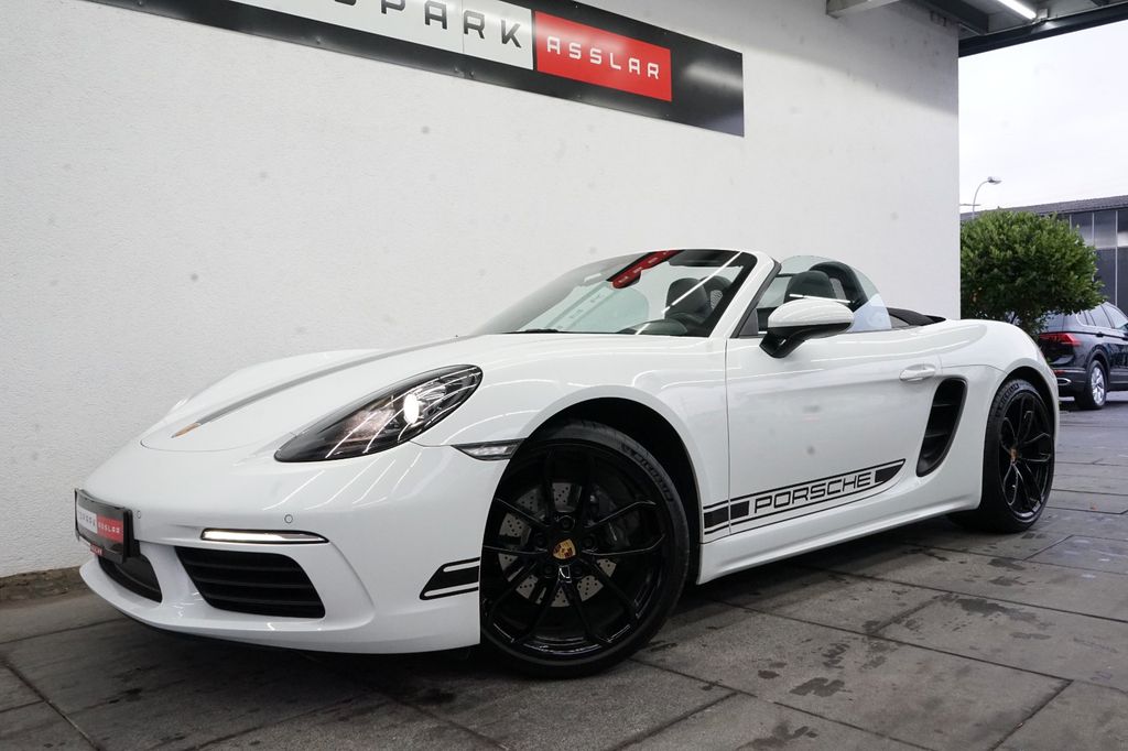 Porsche Boxster 2024