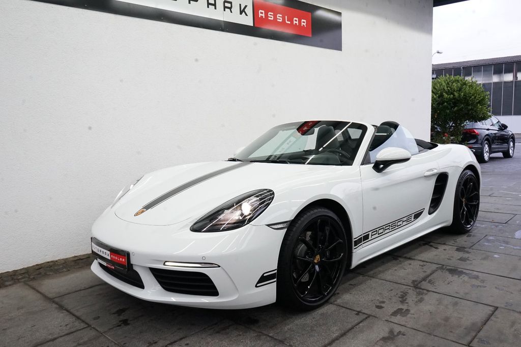 Porsche Boxster 2024